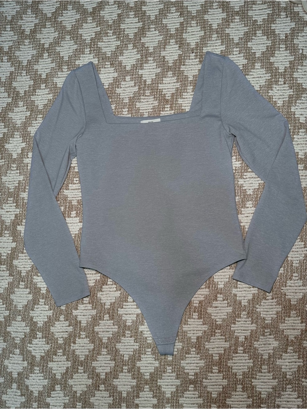 Aritzia Babaton Contour Long Sleeve Bodysuit - Picture 2 of 3